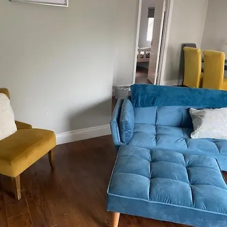 Mews Apartament *